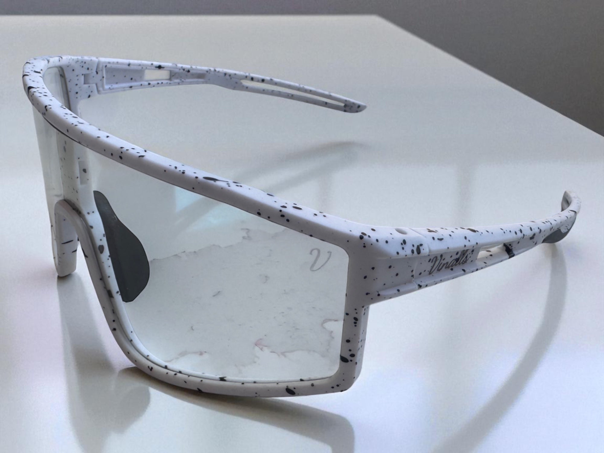 Dark Shift Glasses