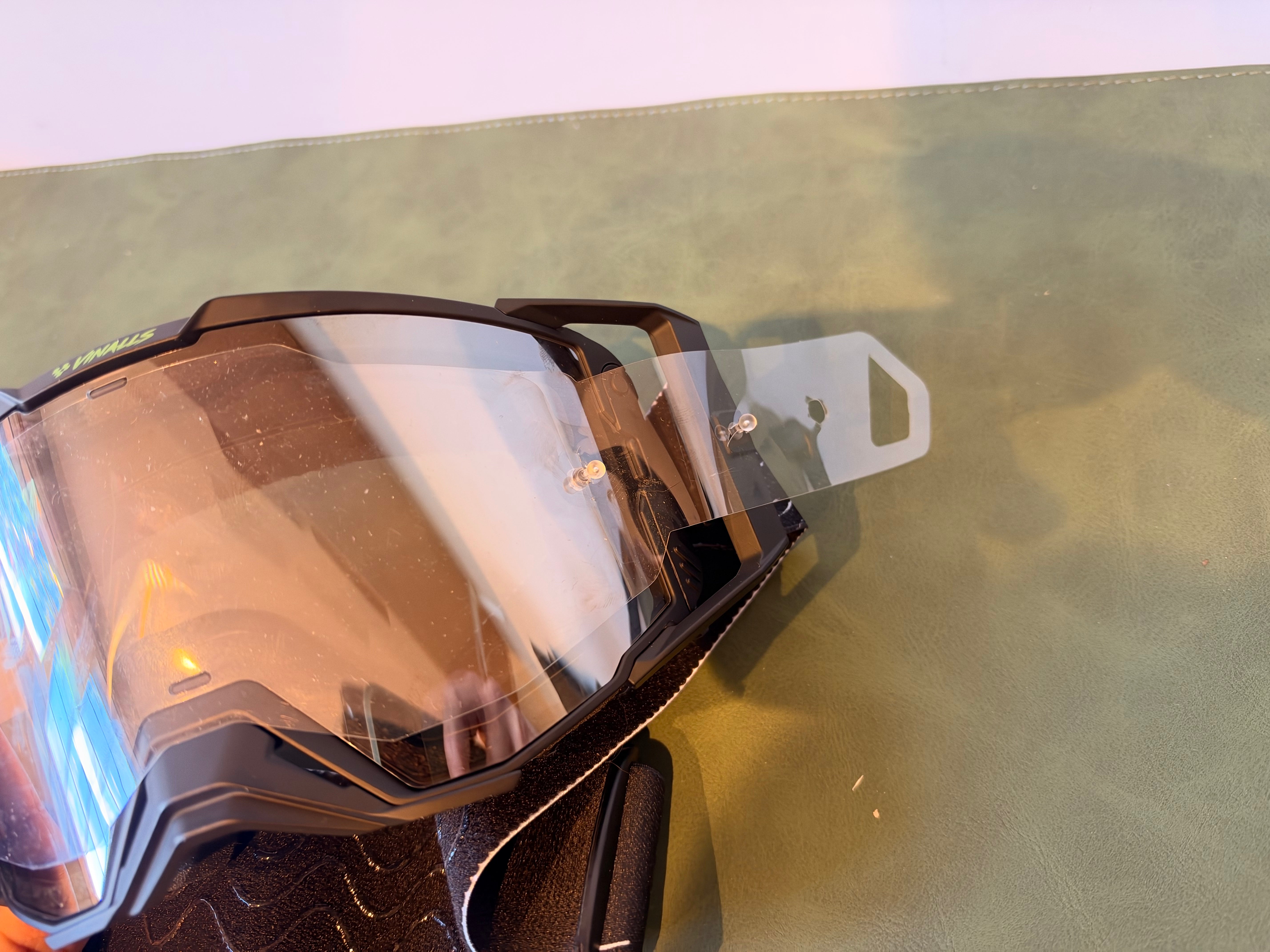 Vinalls podium tear-offs